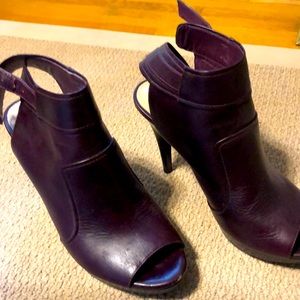 Stunning burgundy designer heels